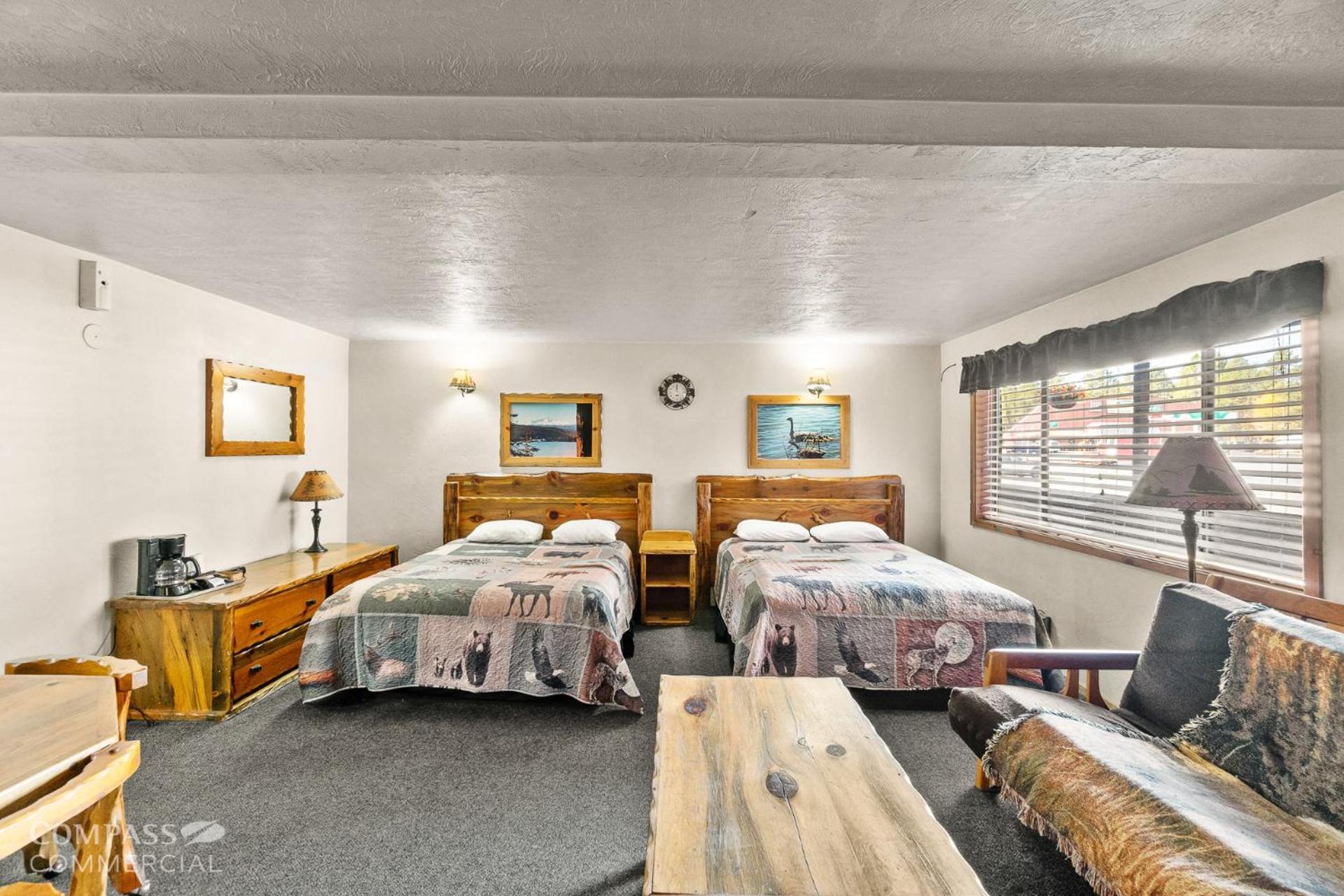 Willamette Pass Inn & Chalets Odell Lake Екстериор снимка
